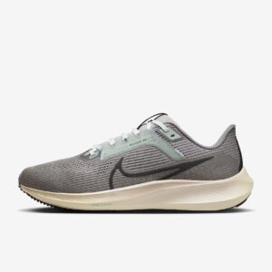 Nike Pegasus 40 Premium Road Running Shoes