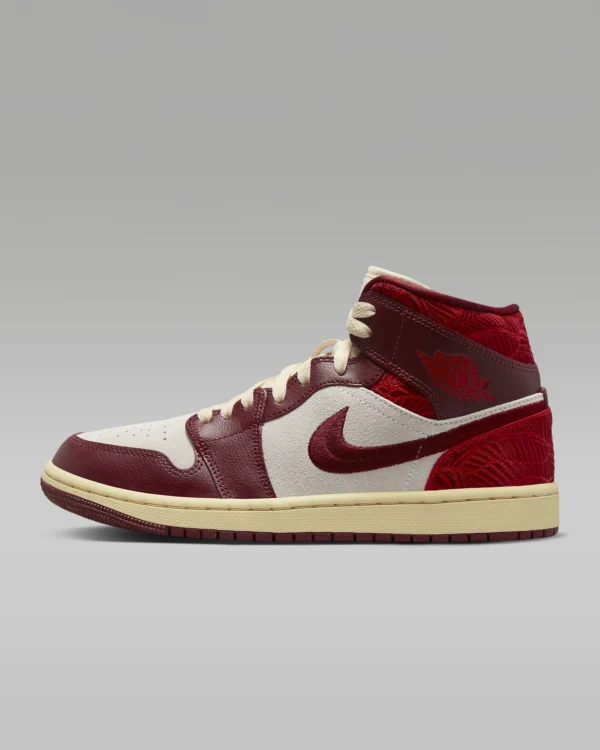 Air Jordan 1 Mid SE Women's Shoes